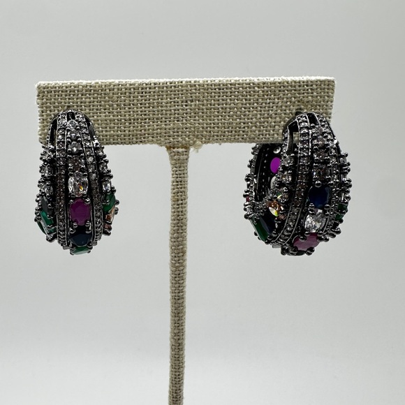 Statement cz rhinestone, possible gemstones in black "silver" earrings! - Picture 13 of 15